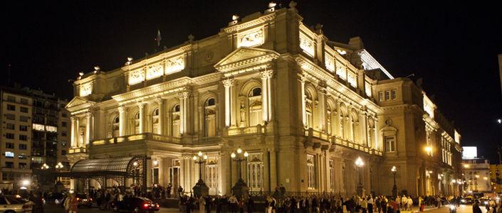 TEATRO COLON